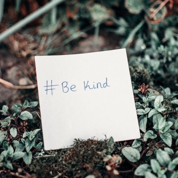 A note that says # be kind